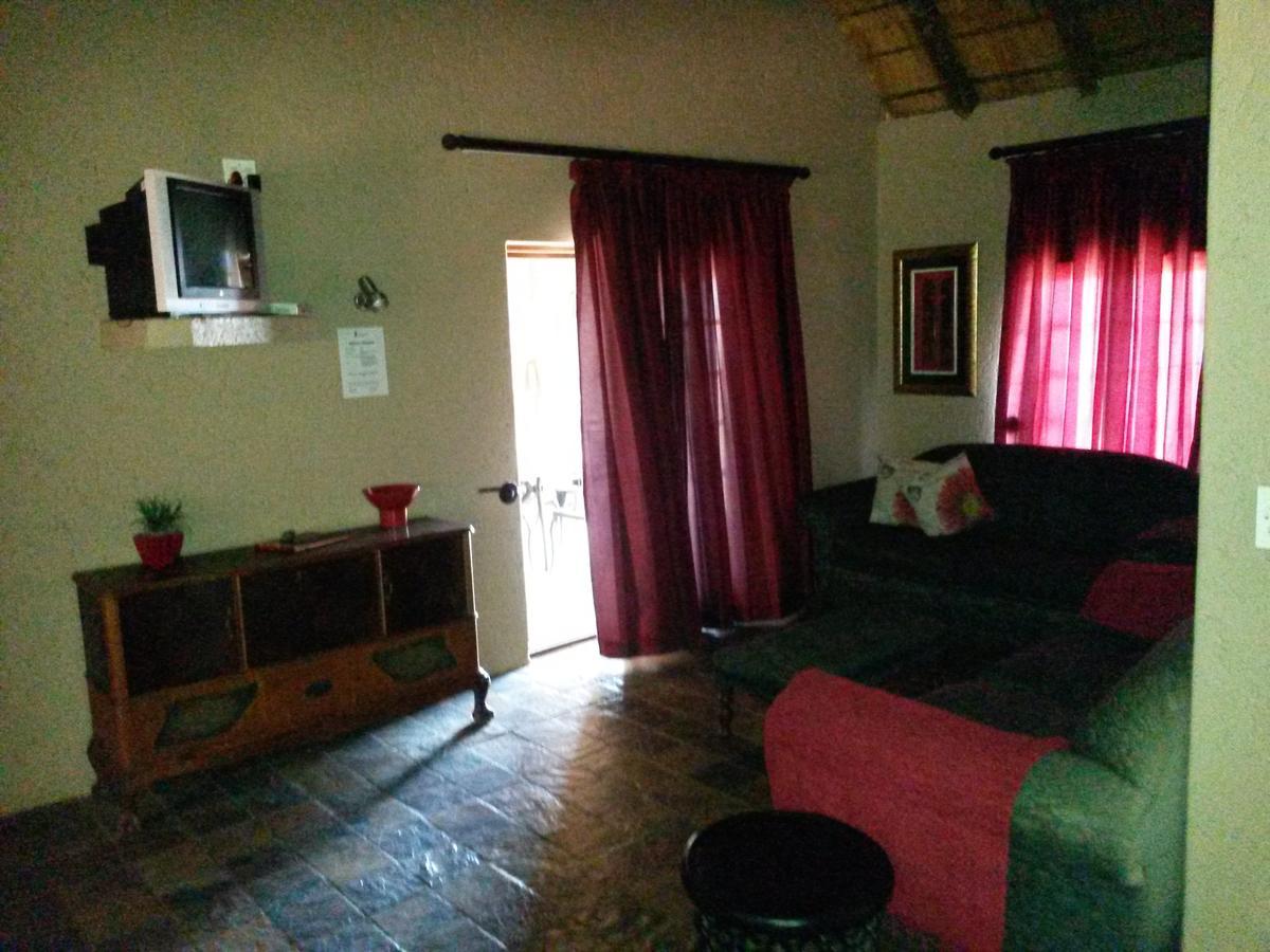 Benlize Lodge Hartbeespoort Chambre photo